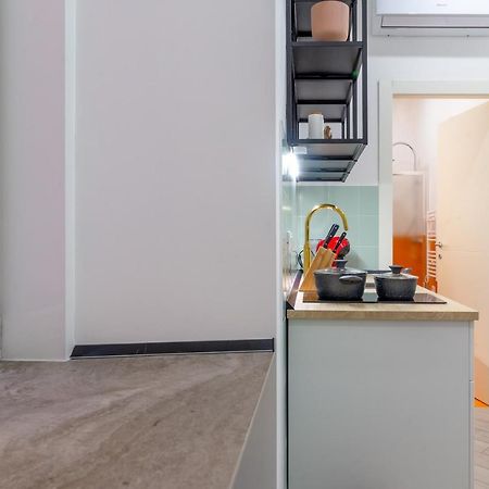 Lovely And Tiny Pied-A-Terre In The City Center Trieste Exterior photo