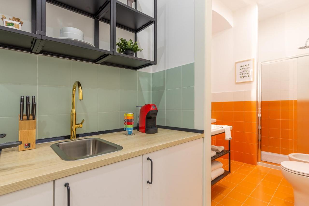 Lovely And Tiny Pied-A-Terre In The City Center Trieste Exterior photo